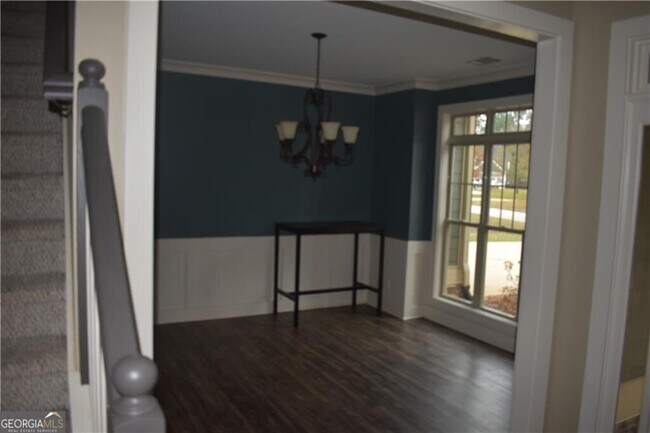 Building Photo - 43 Jessel Ln