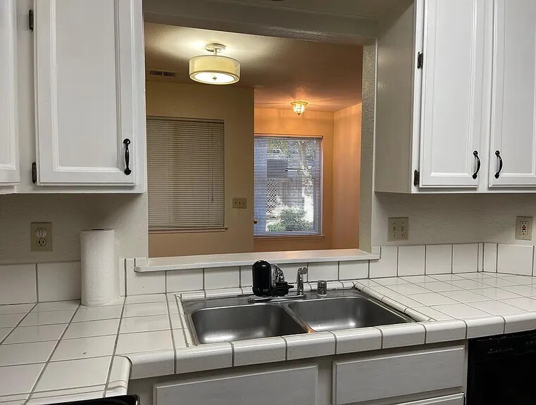 Building Photo - 4631 Rothbury Common