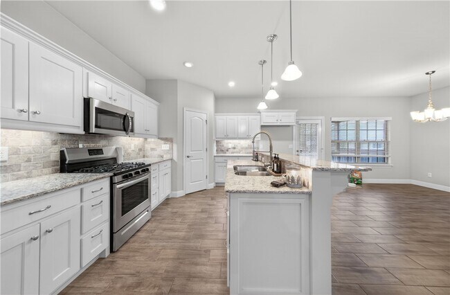 Building Photo - 584 Quartz Wy