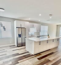 Building Photo - 4907 Pelican Manor