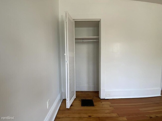 Building Photo - 6 br, 1.5 bath House - 144 Linnview Avenue
