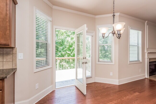 Building Photo - 231 Shaw Dr