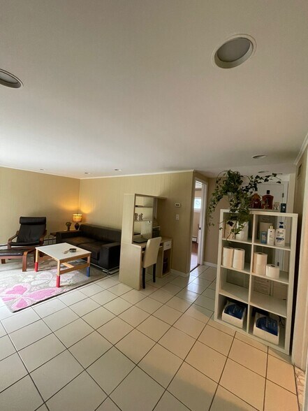 Building Photo - 760 Clifford Ct