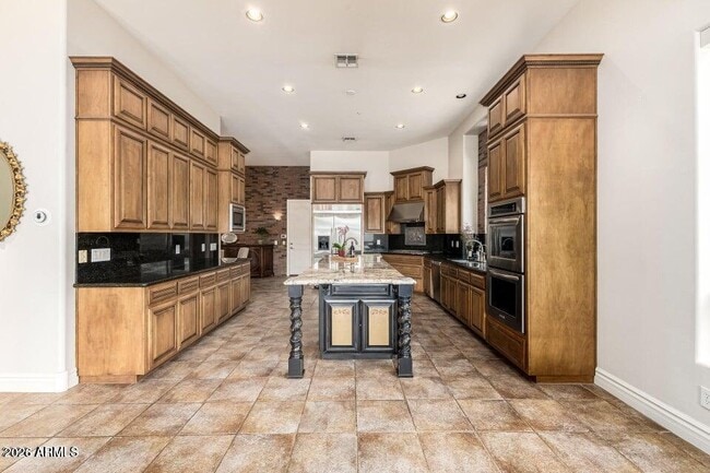 Building Photo - 10919 E Onyx Ct