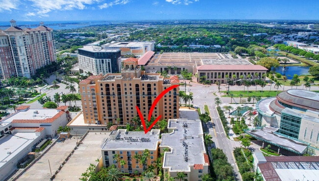 Building Photo - 780 S Sapodilla Ave