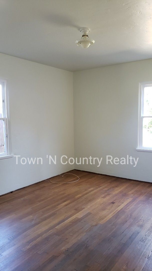 Building Photo - Charming 3-Bedroom Home in South Salinas –...