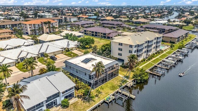 Building Photo - 276 Lewis Cir