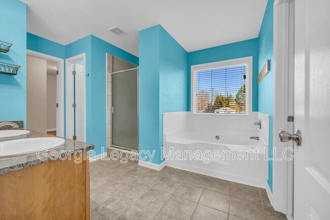 Building Photo - 816 Kaitlyn Dr