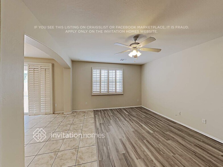 Building Photo - 15801 N 171st Dr