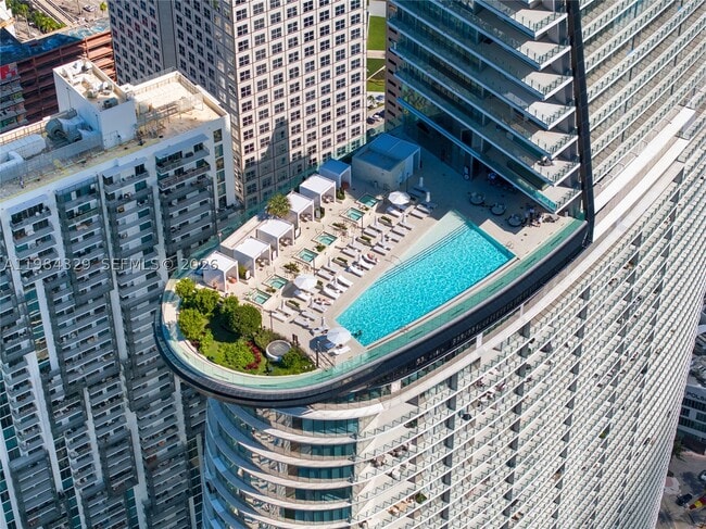 Building Photo - 300 Biscayne Blvd