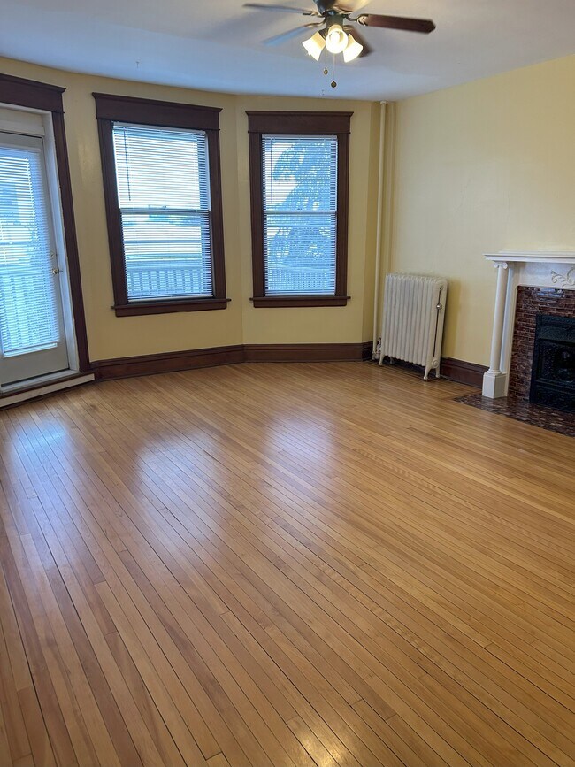 Floorplan - Avon Apartments