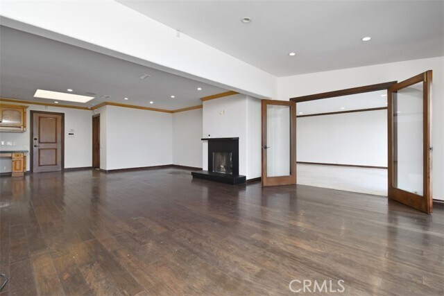 Building Photo - 3358 Red Rose Dr