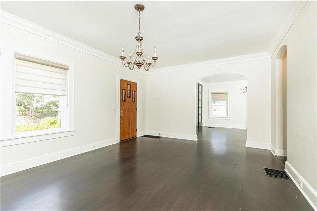 Building Photo - 1022 Reeder Cir NE