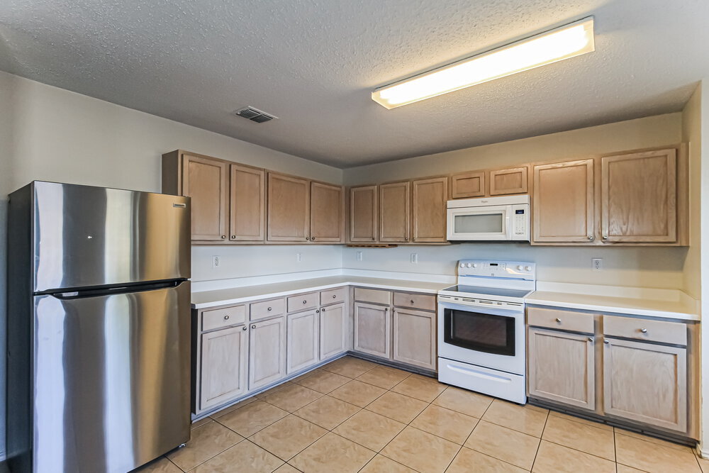 Building Photo - 8712 Cove Meadow Ln