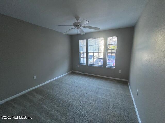 Building Photo - 570 Busch Dr