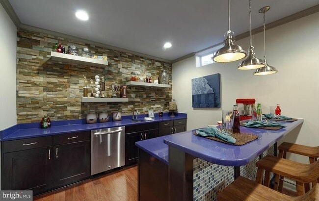 Building Photo - 141 Coachman Cir