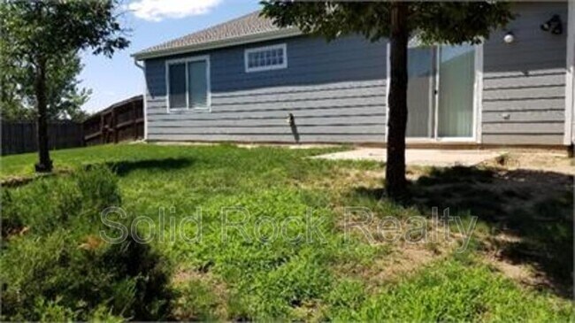 Building Photo - 823 Prairie Star Cir