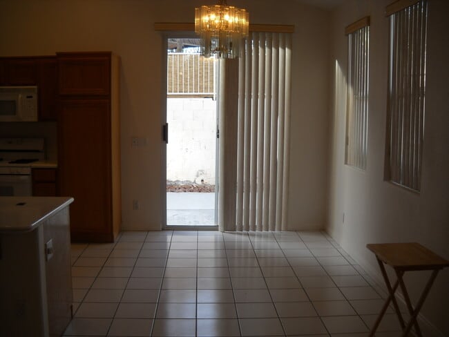 Building Photo - Fabulous Single Story in Peccole Ranch Gated Community!