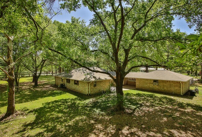 Building Photo - 17406 Bobcat Trail