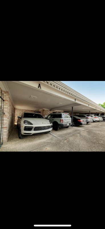 Building Photo - 2704 San Pedro St