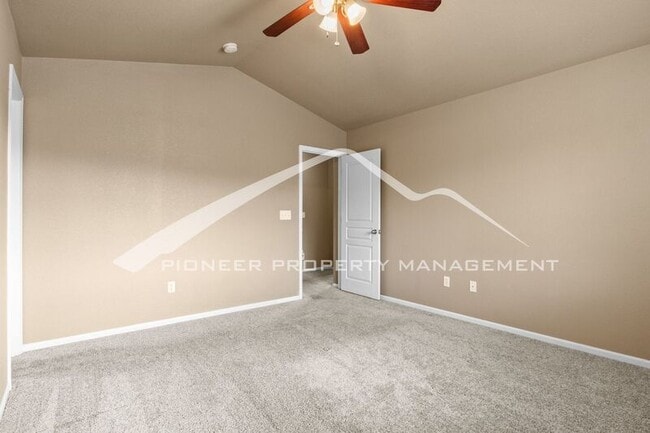 Building Photo - 229 Audubon Dr