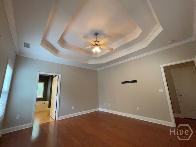 Building Photo - 2196 Eisenhower Ave