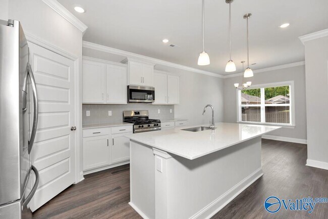 Building Photo - 23354 Worcester Ln