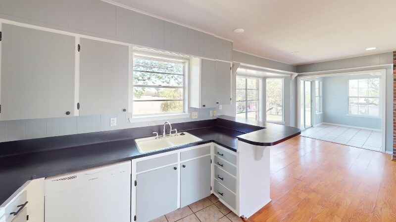 Building Photo - 740 Co Rd 4876