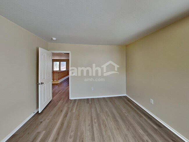 Building Photo - 6803 S 41st Ln