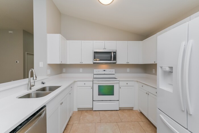 Building Photo - 5205 Watson Rd