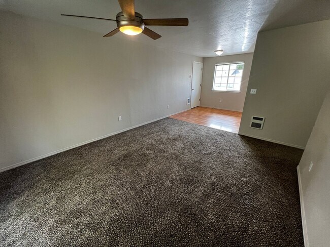 Building Photo - 210-220 N 2nd St