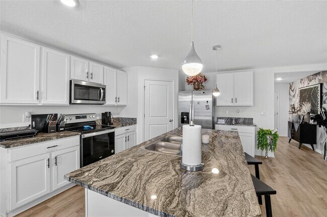 Building Photo - 2841 Gumbo Limbo Dr