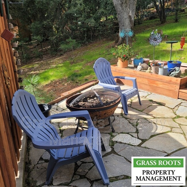 Building Photo - 15250 Sky Pines Rd