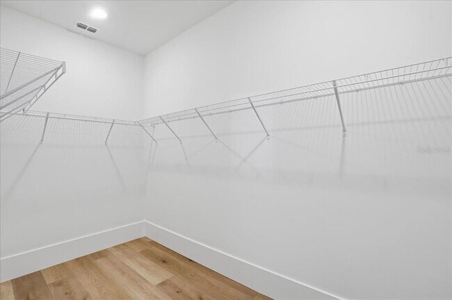 Building Photo - 15165 Serene Shrs Lp