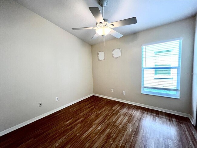 Building Photo - 10464 Blackmore Dr