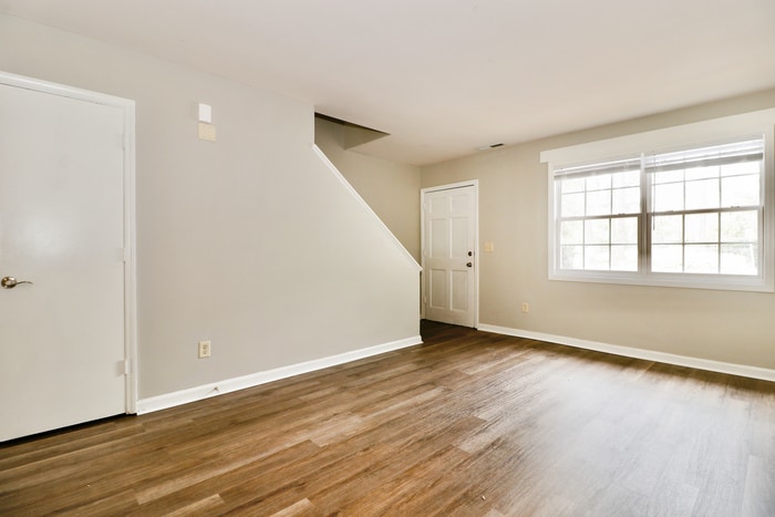 Building Photo - 833 Von Kolnitz Rd