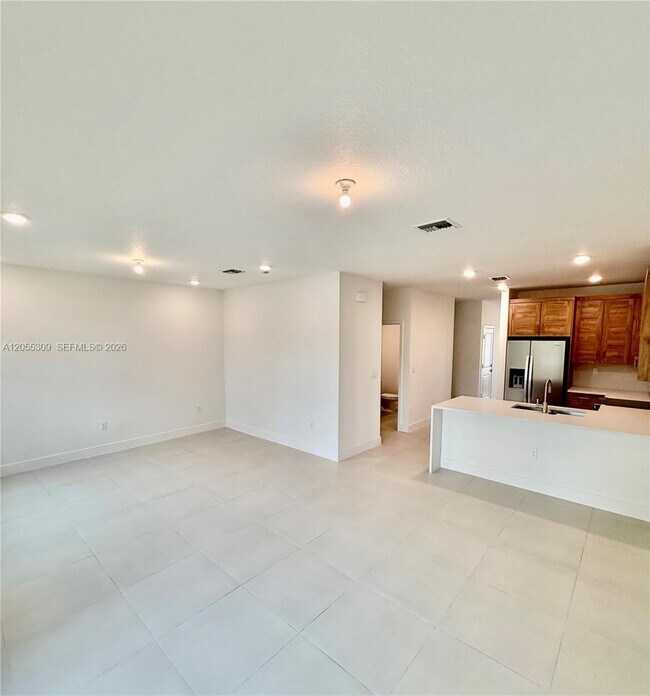 Building Photo - 7291 SW 46th St