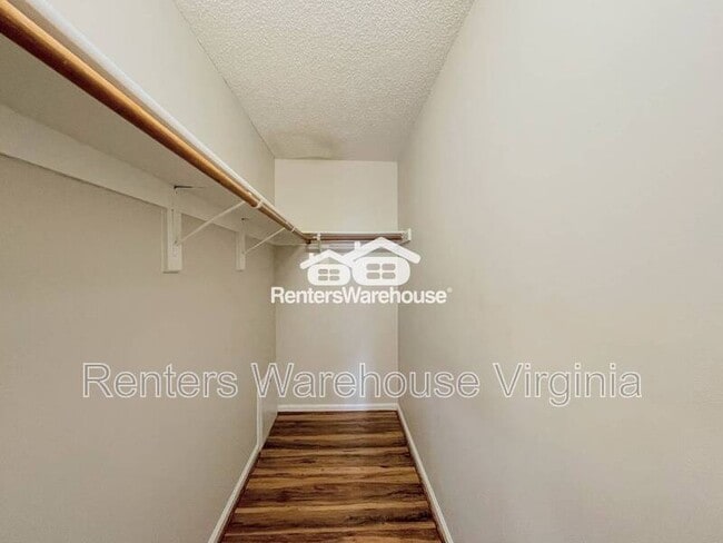 Building Photo - 539 Seahorse Run
