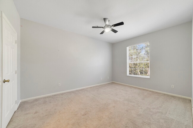 Building Photo - 6214 Stevenson Dr