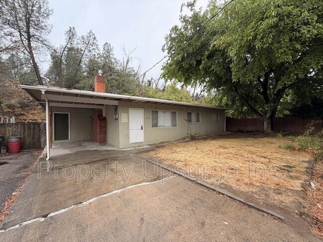 Building Photo - 1999 El Reno Ln