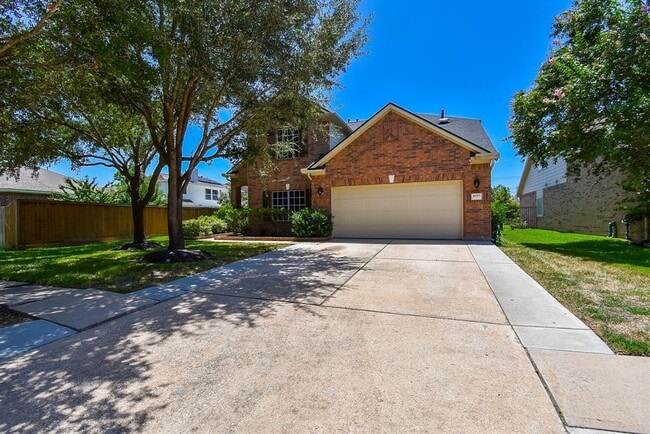 Building Photo - 16915 Locust Springs Dr