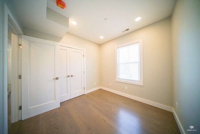 Building Photo - 6 Manton Terrace