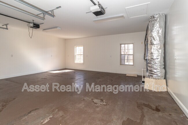 Building Photo - 306 White Cap Ln