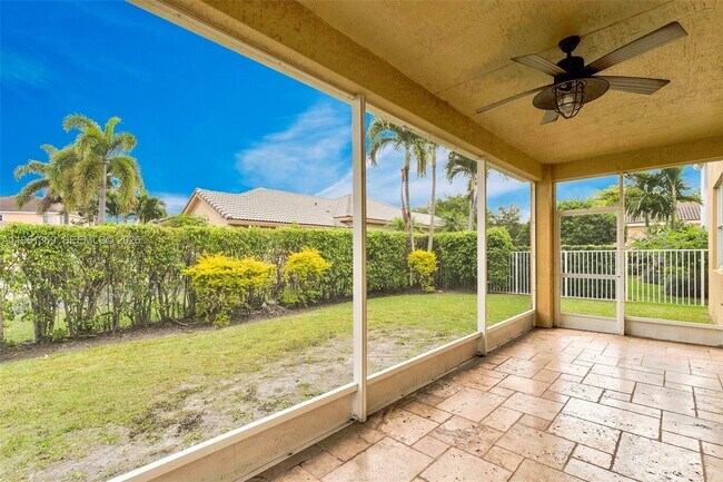 Building Photo - 1518 Maple Dr