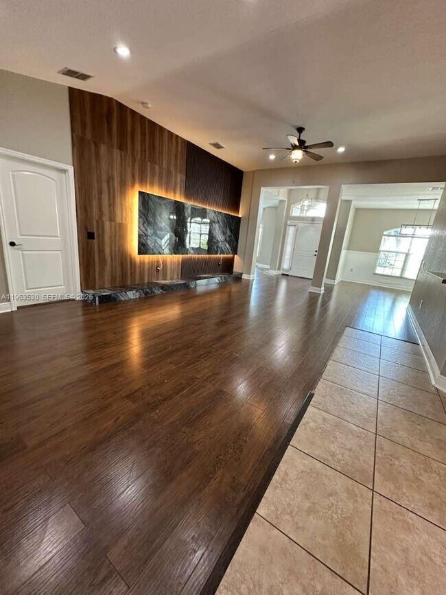 Building Photo - 4302 Mandolin Blvd