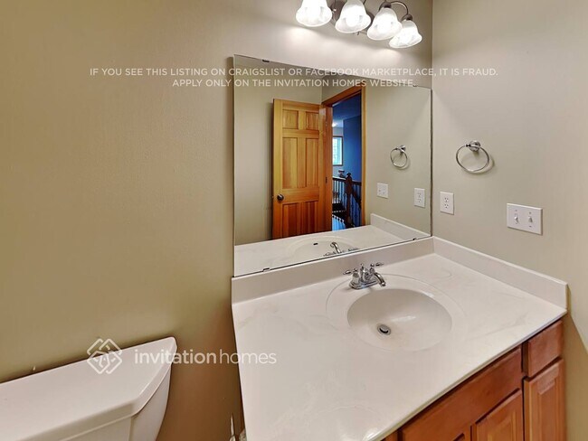 Building Photo - 11802 South Lake Boulevard Northeast