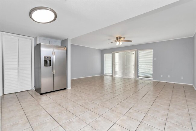 Building Photo - 14777 Wunderlich Dr