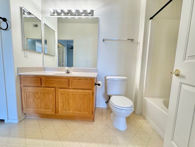 Building Photo - WONDERFUL 1 BEDROOM IN GUARD GATED VISTANA...