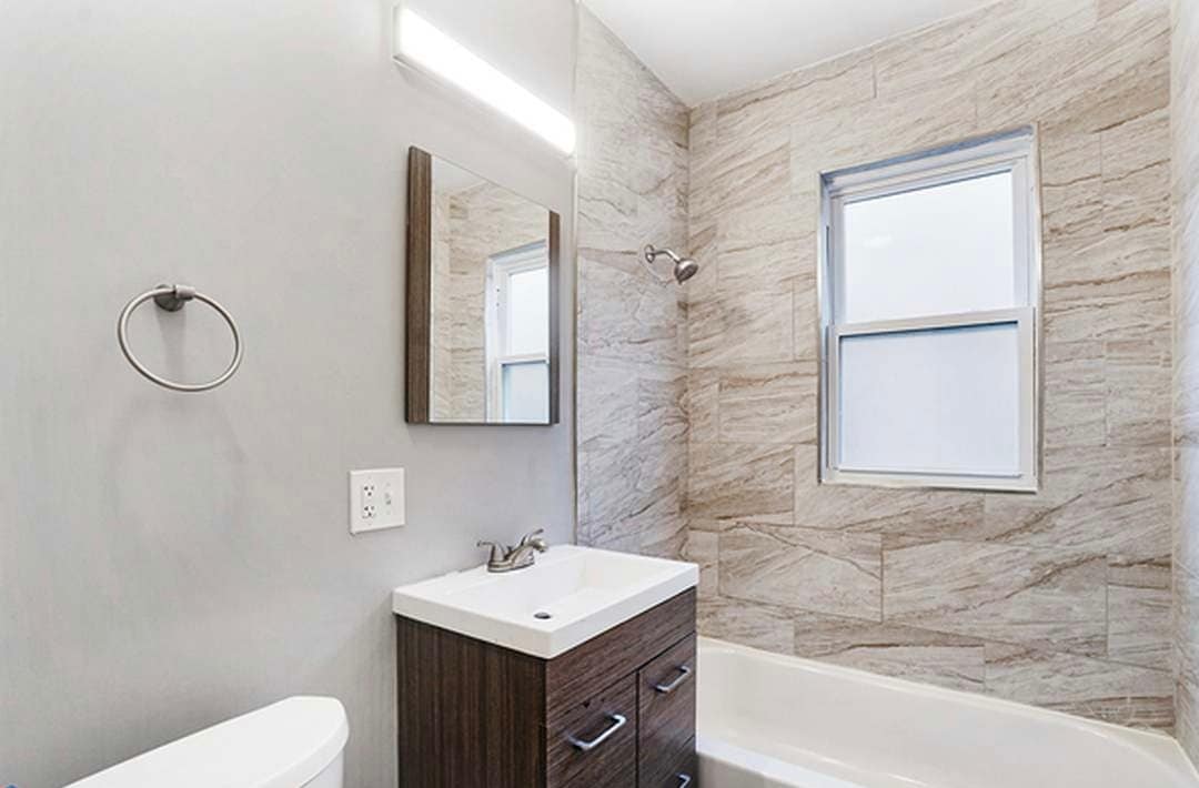 Building Photo - 8549 S Aberdeen St