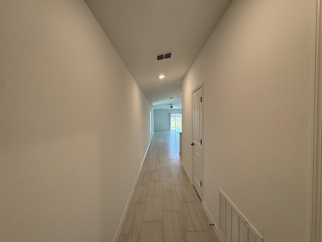 Building Photo - 11629 Radiant Shr Lp